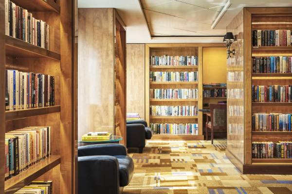 Crystal Symphony Gallery Image